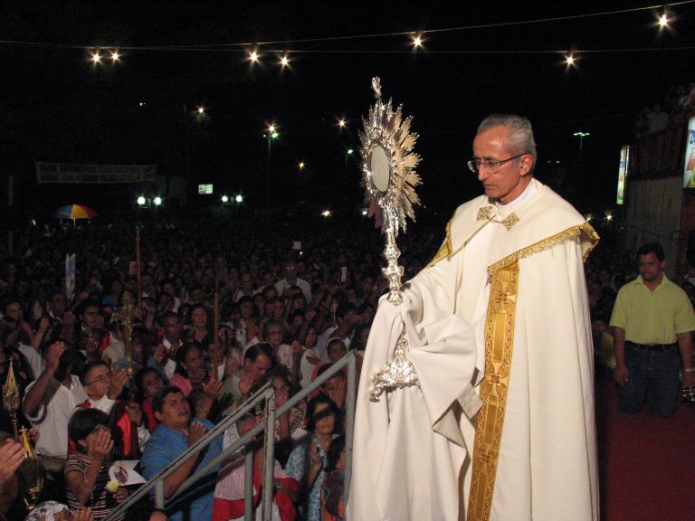 Bispo da diocese de Iguatu renuncia por problemas de saúde; Papa